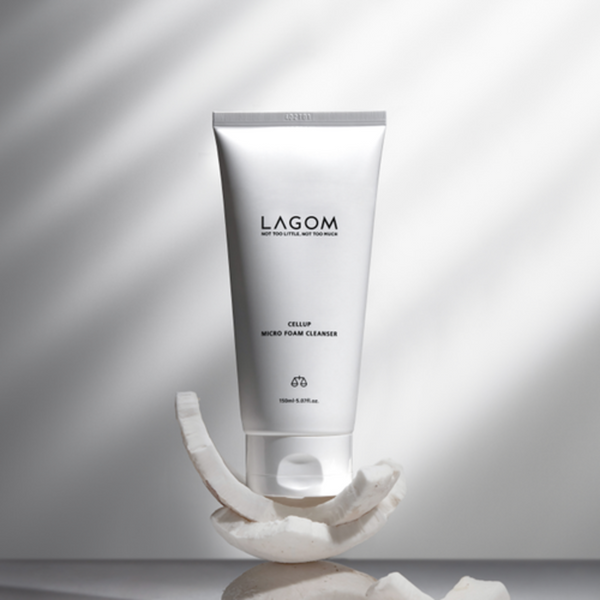 LAGOM Cellup Micro Foam Cleanser (120ml)