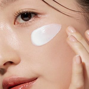 アイゼゼ ブラッククミン NEM ブリス サンクリーム SPF50+ PA++++ (50ml)